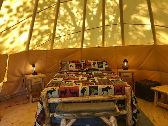 Eycat Lodging Company Вапити Экстерьер фото